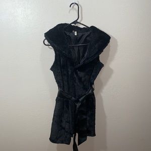 👛👛Studio Y black Sz M long cardigan w/belt